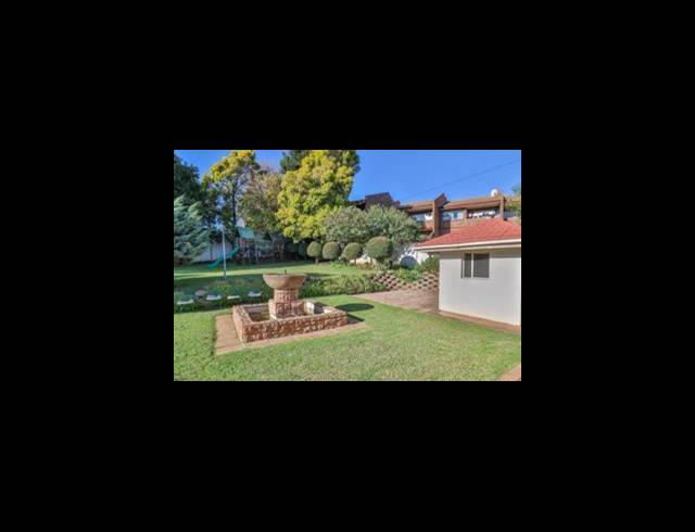 6 BEDROOM HOUSE FOR SALE IN BRAMLEY PARK